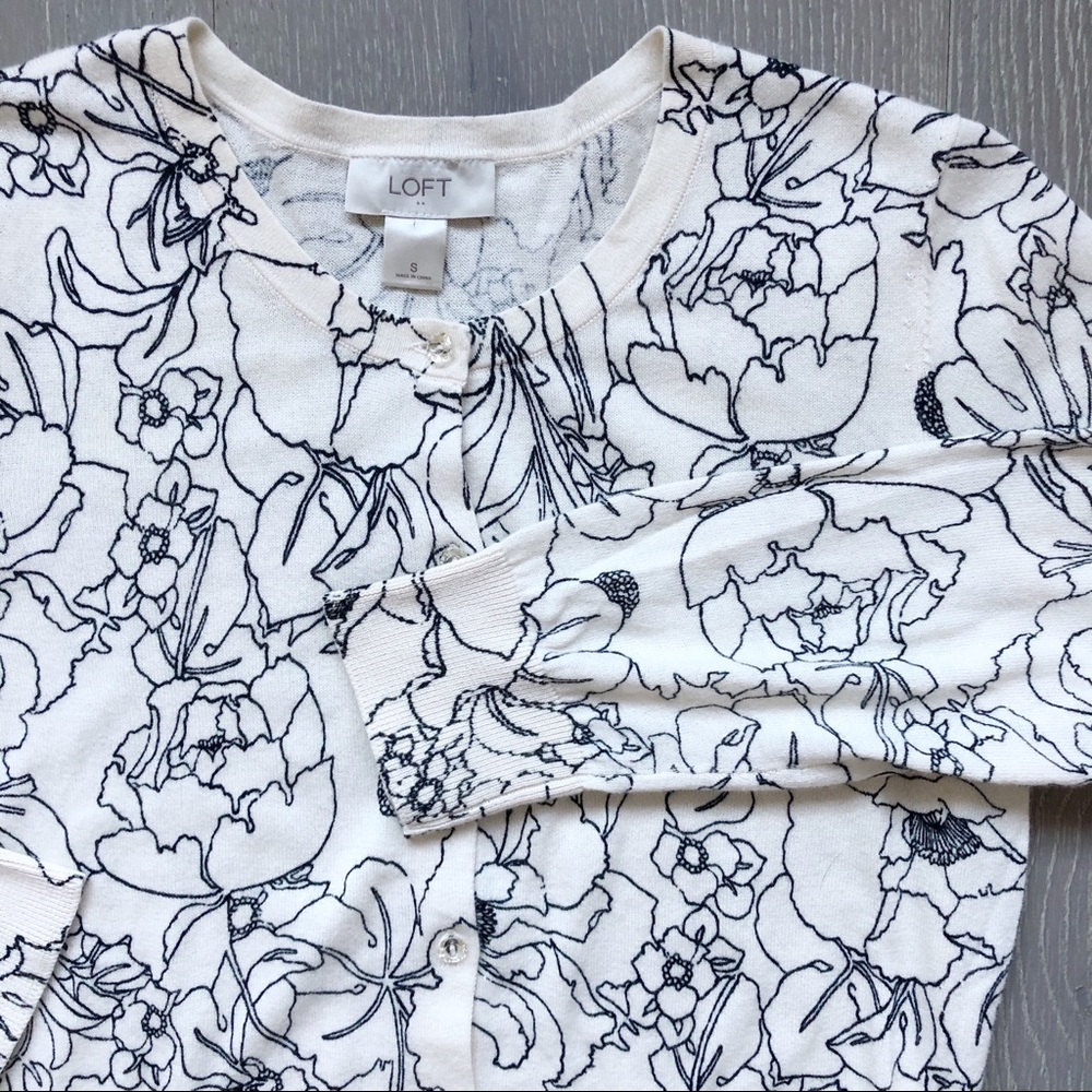 LOFT ANN TAYLOR Small Floral Button-Down Cardigan